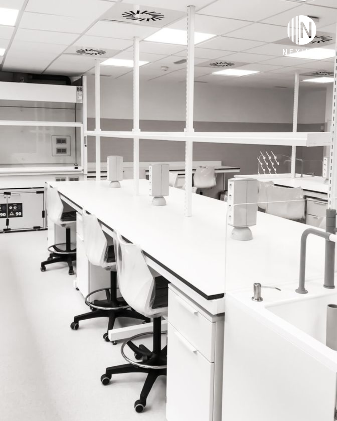Meja Laboratorium & Fasilitas Kesehatan solid surface Pekanbaru Riau