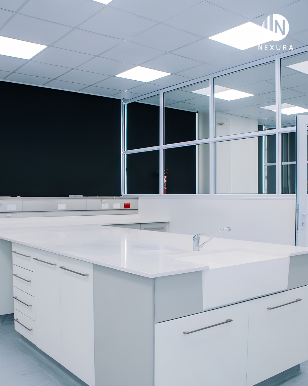 Meja Laboratorium & Fasilitas Kesehatan solid surface bandung Nexura